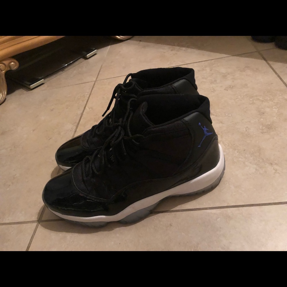 Jordan 11 Space Jam UA